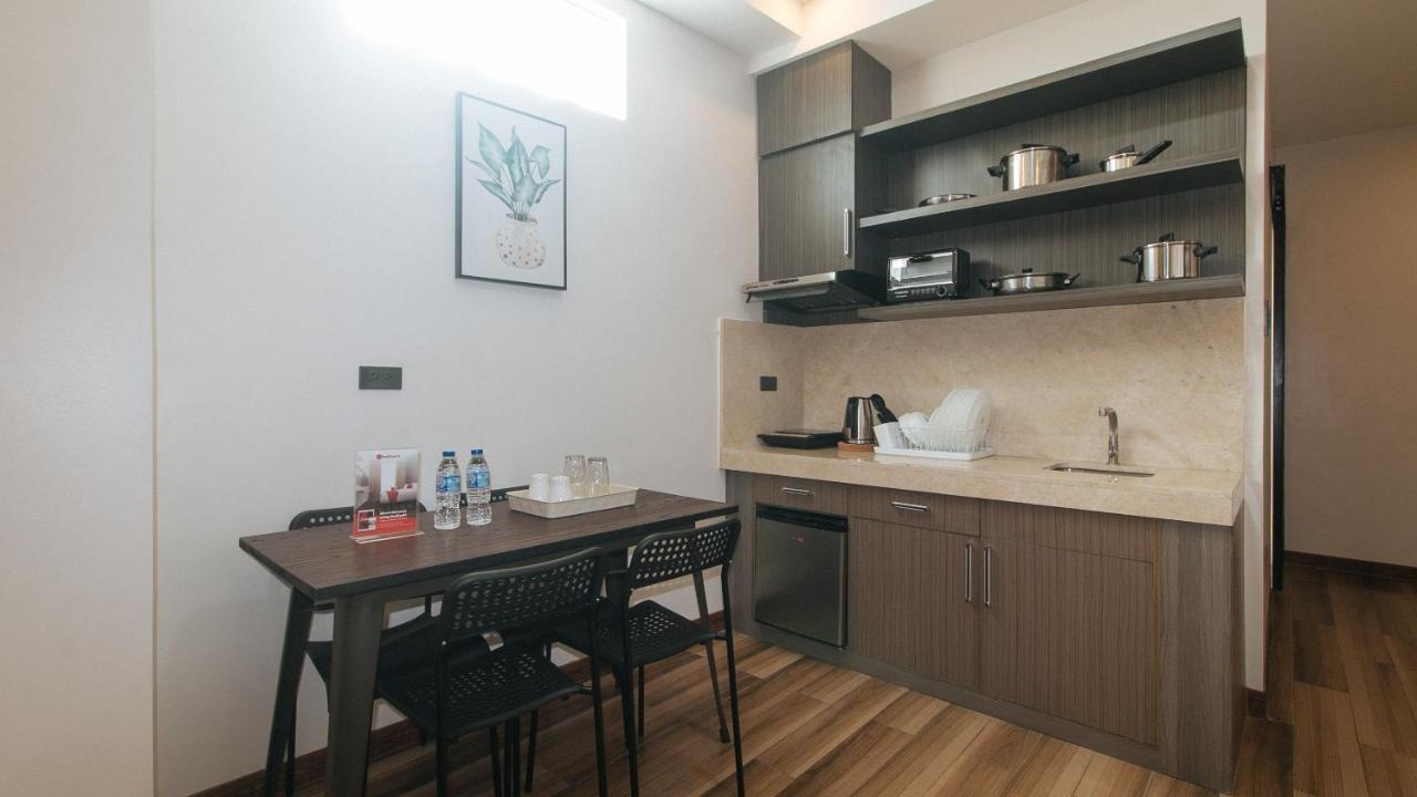 San Juan  Reddoorz Plus @ Bez Tower And Residences San Juan מראה חיצוני תמונה