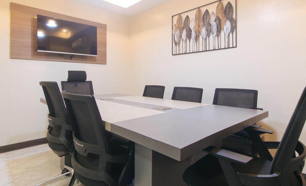 San Juan  Reddoorz Plus @ Bez Tower And Residences San Juan מראה חיצוני תמונה